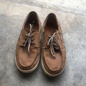 mens boat shoes
